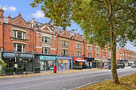 New Kings Road, Fulham, London, SW6