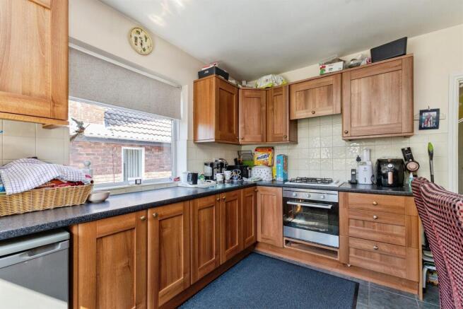 3 bed Detached Bungalow for sale Image 8