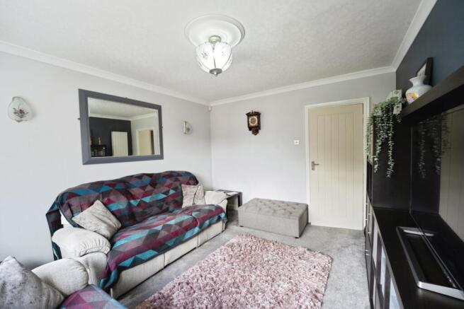 3 bed Terraced for sale Image 11