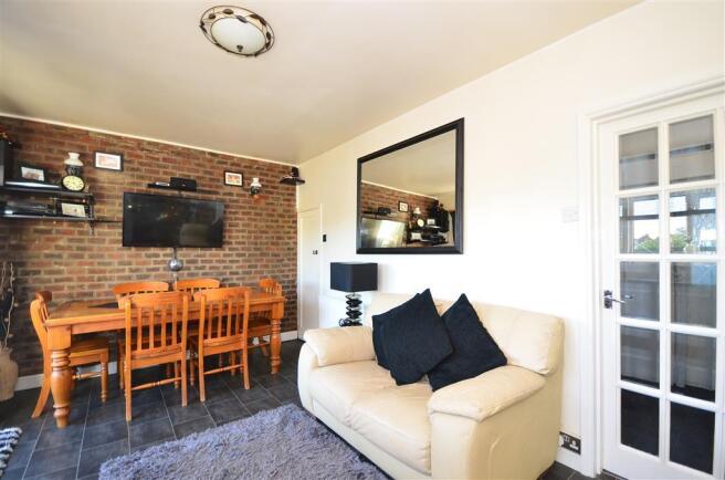 Kitchen/ Dining Area