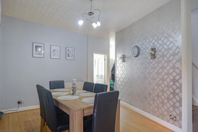 2 bed Terraced for sale Image 6