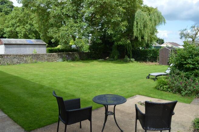 Garden 1.JPG