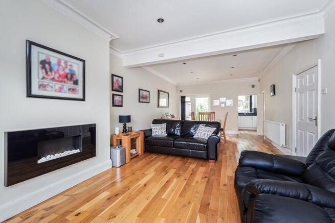 Lounge / Dining Room