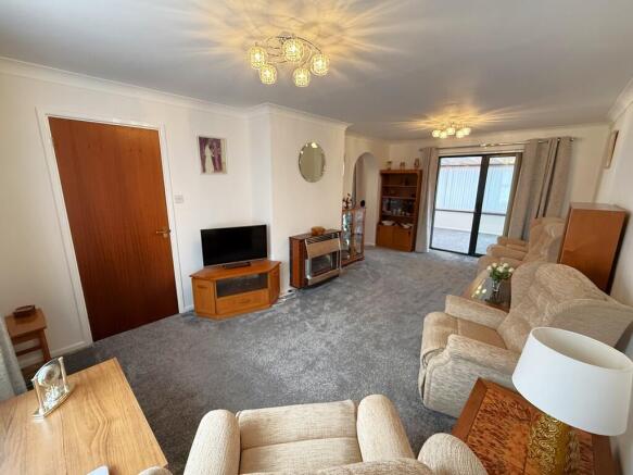 LIVING ROOM 2