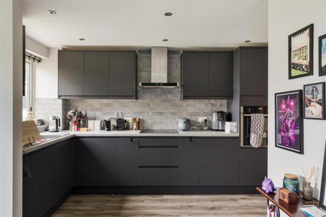 Selworthy Close E11
