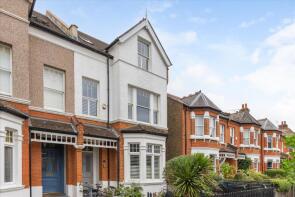 7, Woodwarde Road, London SE22 8UN