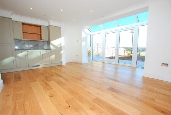 Dining/living room