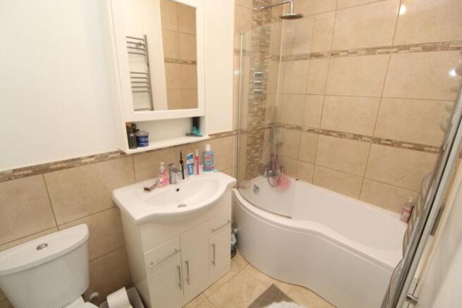 En-Suite Bathroom