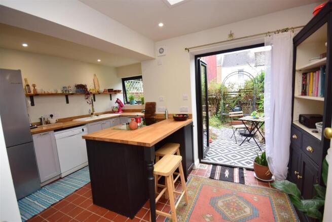 Kitchen/Breakfast Room
