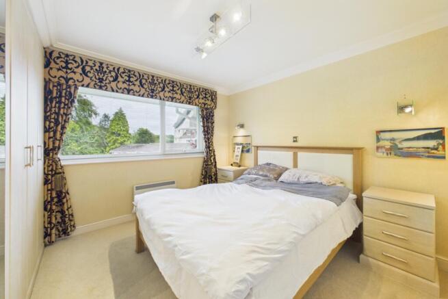 2 bed Apartment for sale Image 9