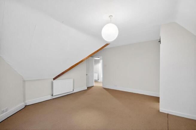 2 bed Apartment for sale Image 8