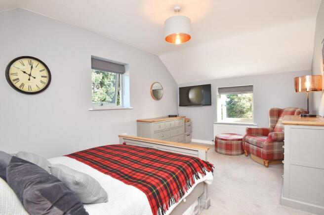 2 bed House for sale Image 8