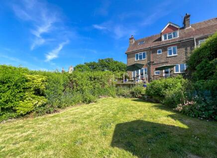 Gallipot Street Cottages, Gallipot Hill, Hartfield, East Sussex