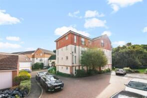 7, 2 Laurel Court, Chadwick Gardens, Uxbridge UB8 1GU