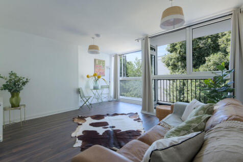 Rowstock Gardens, London, N7