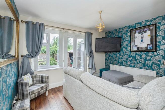 pbox-IMG.jpg