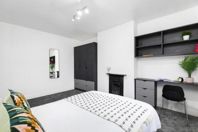 2 bed House to rent Image 6