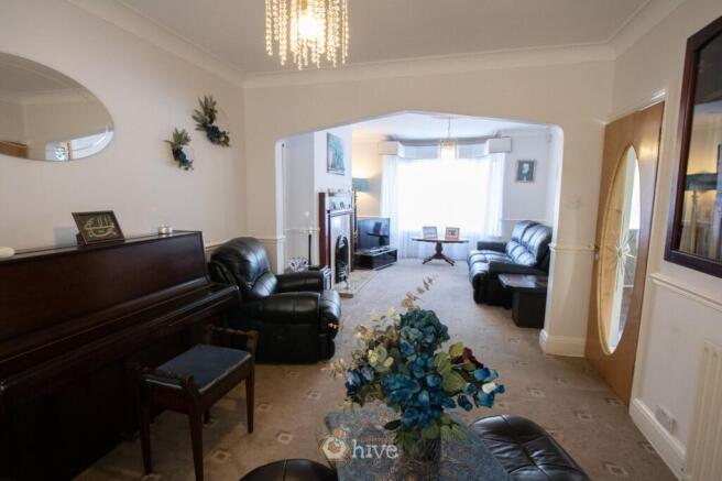 4 bed Semi-Detached for sale Image 7