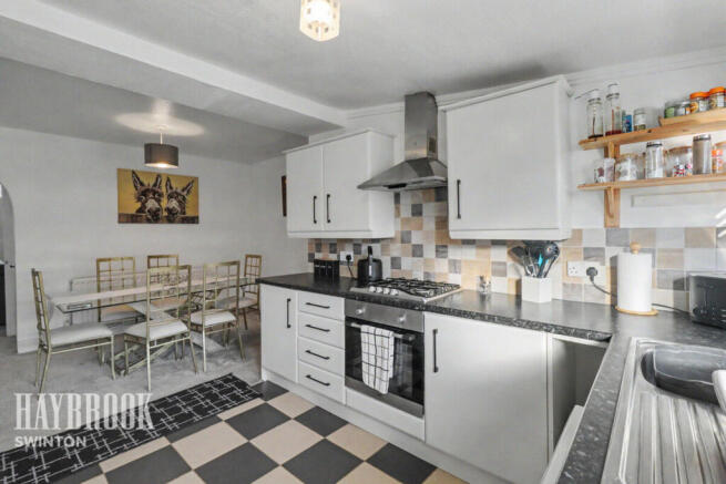 3 bed Terraced for sale Image 8