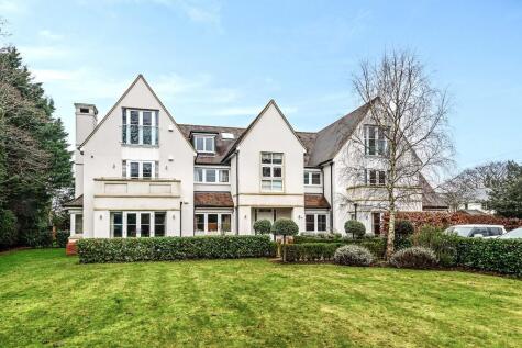 Westbourne Place, Farnham, Surrey, GU9