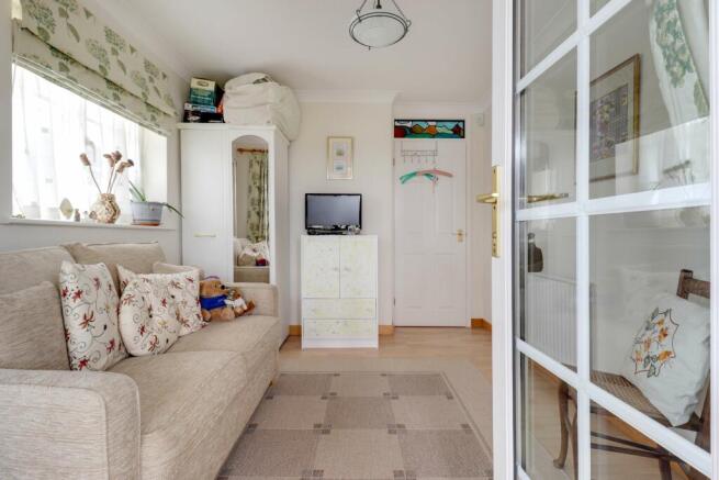 Bedroom 2 (Double)