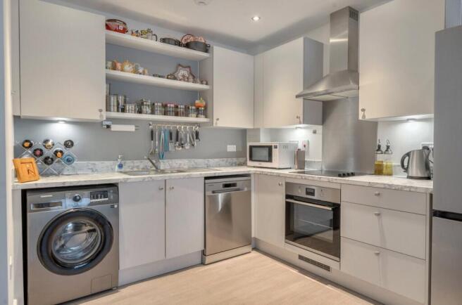 1375921-6-6909d8b...