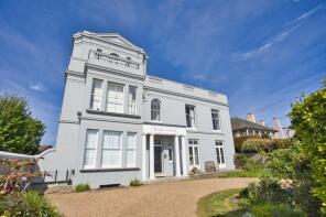 Flat 2, Beach Court, The Beach, Deal CT14 7HN