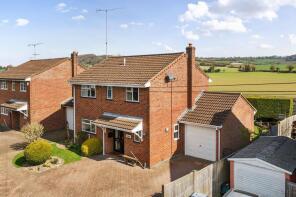 Chron, Deanfield Close, Saunderton HP14 4HT