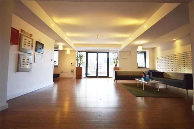 1 bed Apartment to rent Image 5