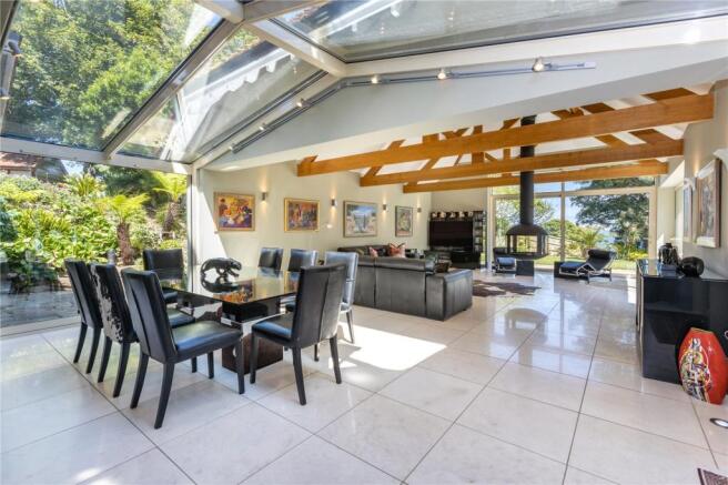 Kitchen/Living Room