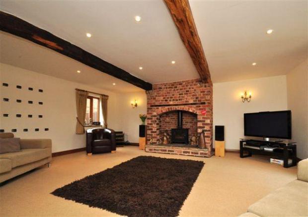 Lounge 1