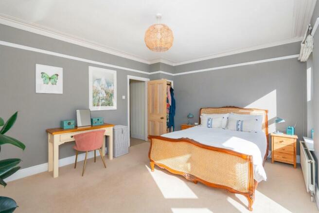 4HVK2RKE - Bedroom J.jpg