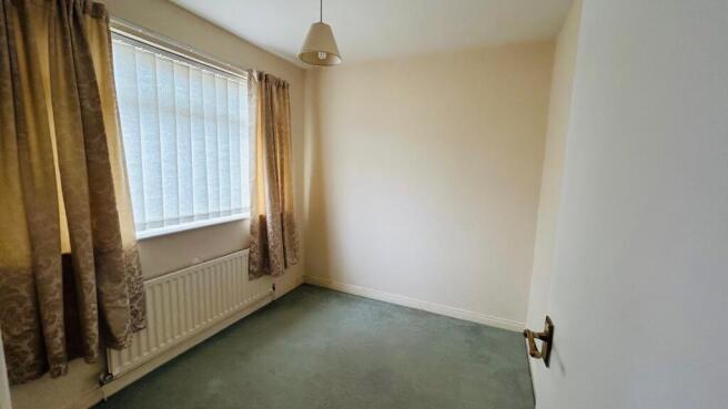 3 bed Semi-Detached Bungalow for sale Image 7