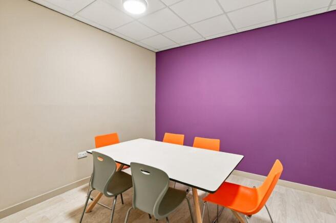 1 bed Flat to rent Image 11