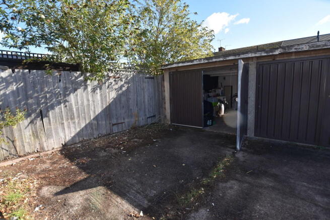 Garage 2