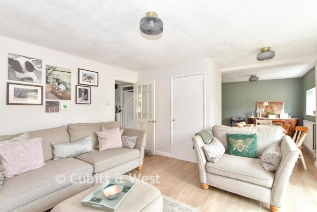 Lounge/Dining Room.,