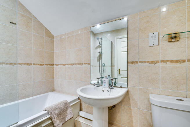 Azalea Bathroom