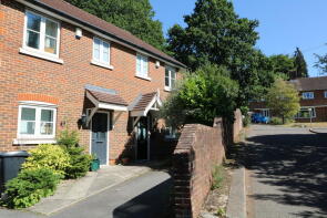 1, Broome Cottages, Spital Heath, Dorking RH4 1QG