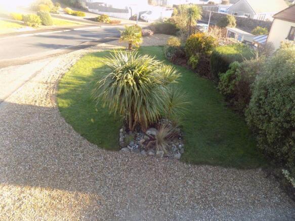 Front Lawn wit...