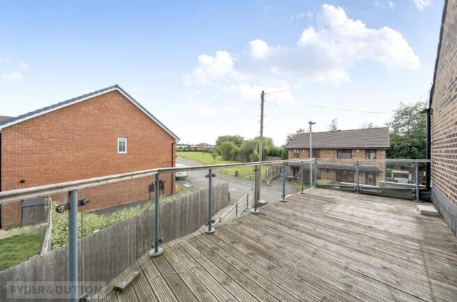 3 bed Semi-Detached for sale Image 10