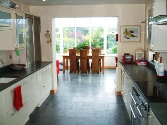 Kitchen b