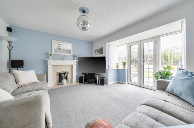 1422331-6-69af115...