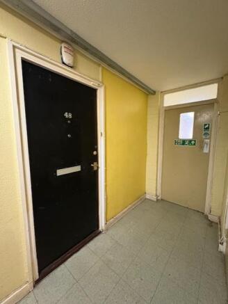 48trovecourt4.jpg