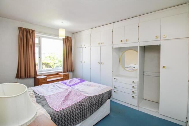 3 bed Semi-Detached for sale Image 8