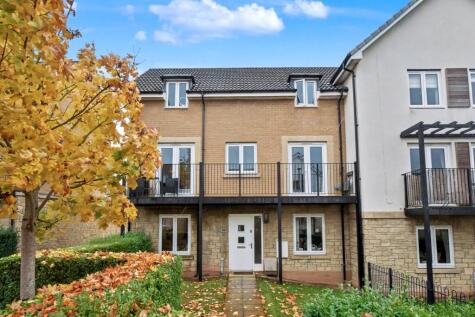 Admiral Way, Exeter, Devon