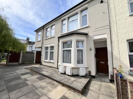 16, Avebury Road, Westcliff-on-sea SS0 7AE
