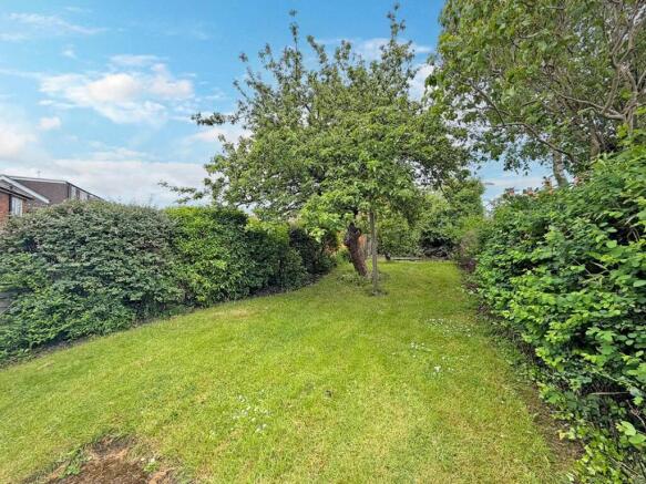 3 bed House for sale Image 10