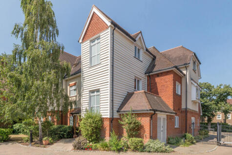 Cleves House, Rouse Close, Weybridge, KT13