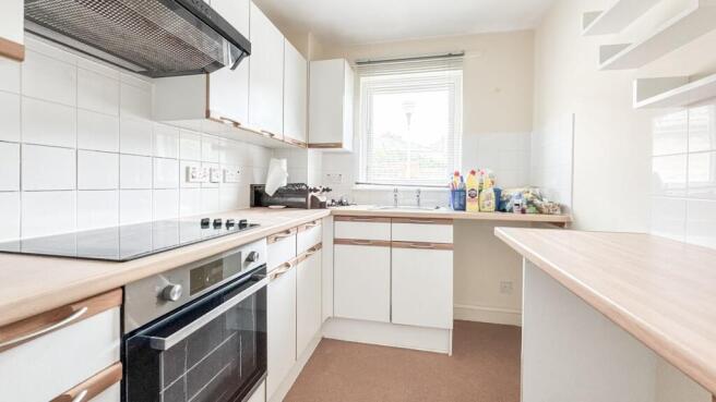 Brean Gardens, Bedminster, BS3 5ET photo 4