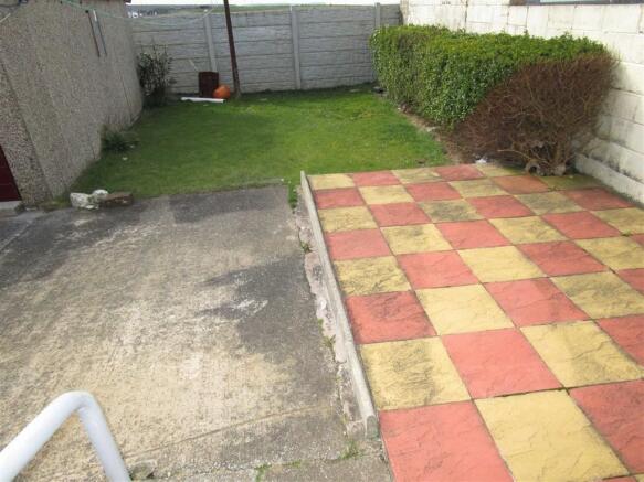 Photo 12